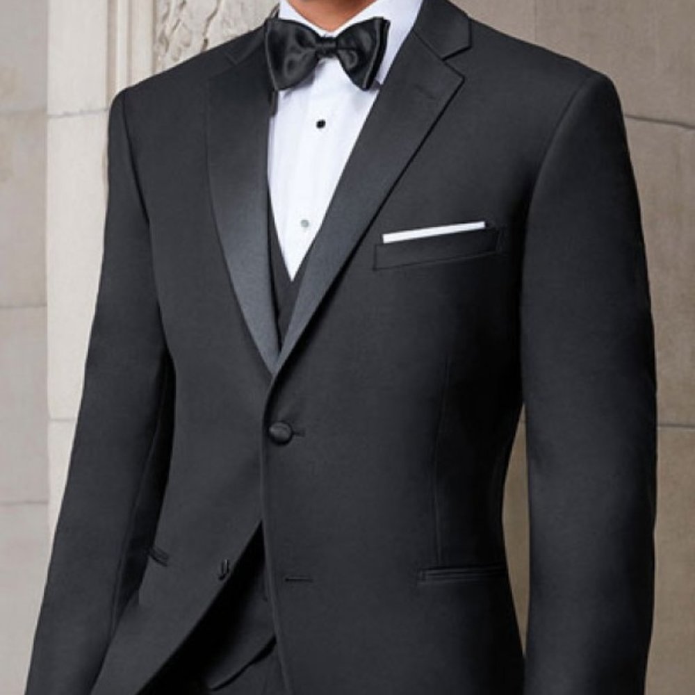 Tuxedo - Picture 2 of 3
